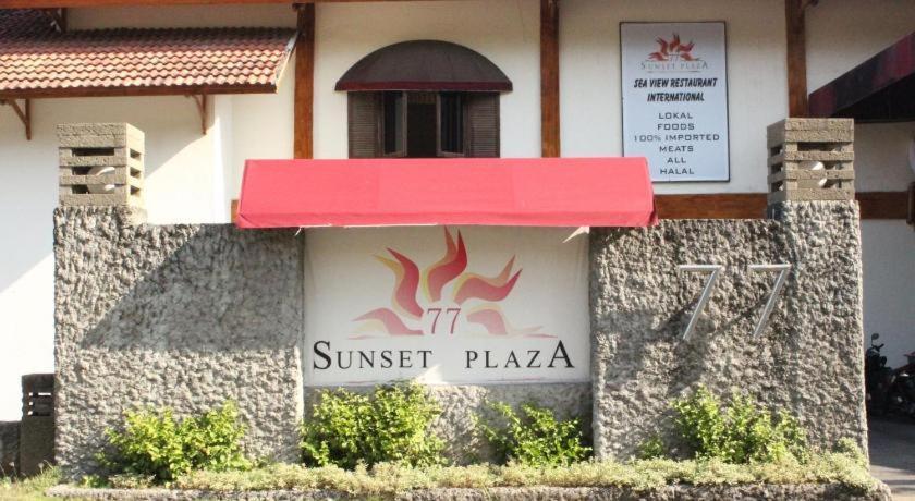 77 Sunset Plaza Hotel Cisolok Exterior photo